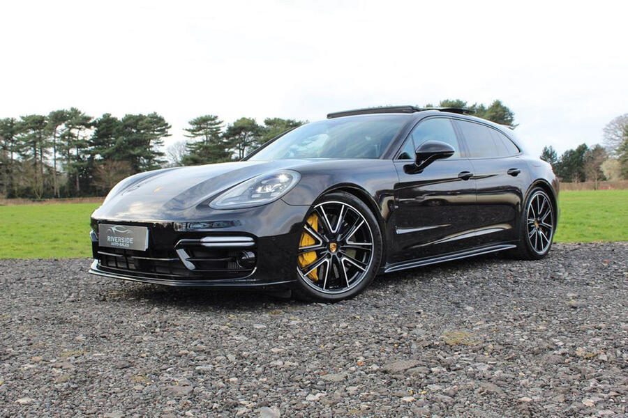 7 Porsche panamera turbo static front