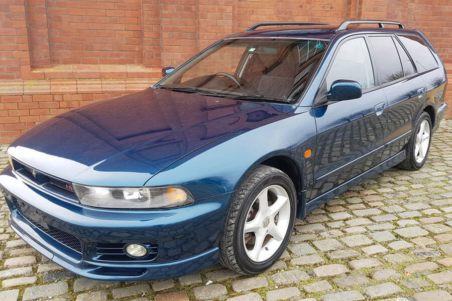 8 Mitsubishi legnum front