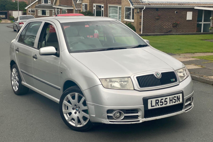 8 Skoda fabia front