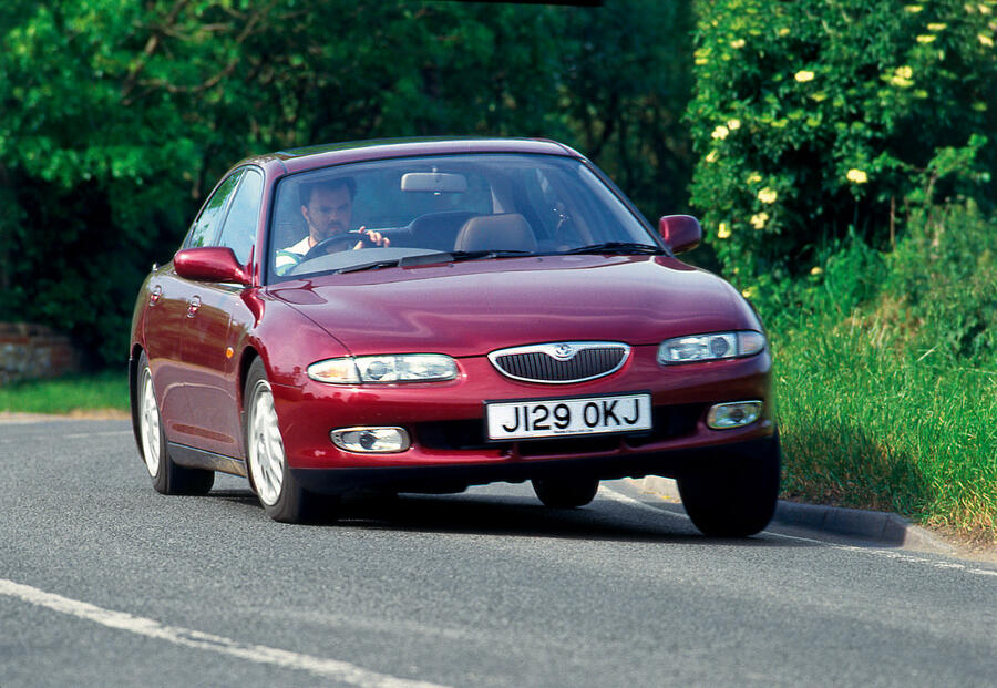 8 Xedos 9 hero front