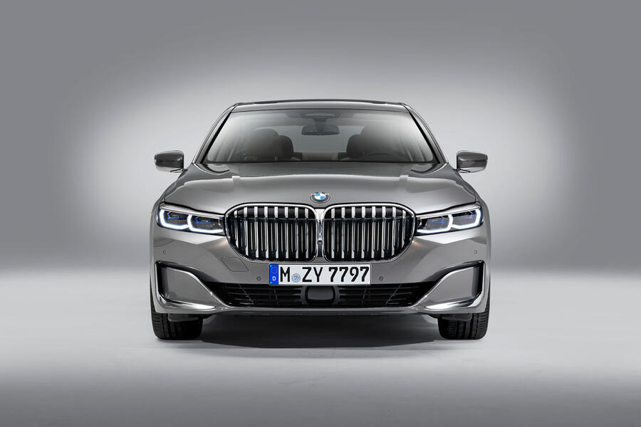 85 Bmw 7 series official reveal static front