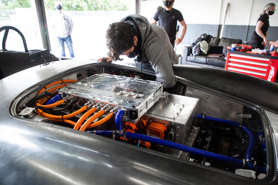 87 Ava electric cobra prototype feature motor