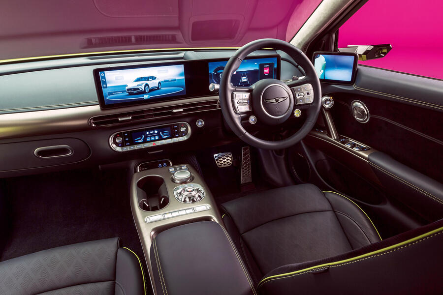 89 Genesis gv60 autocar studio static interior