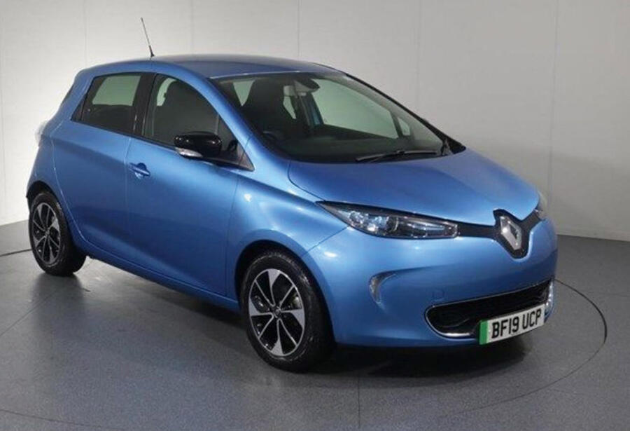 8 Renault zoe