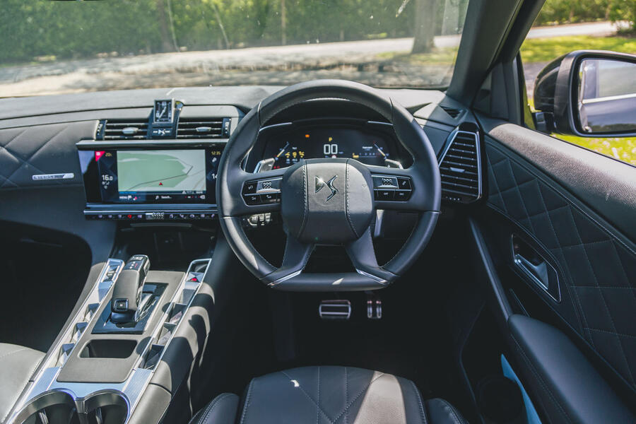 9 Ds 7 crossback 2019 lt dashboard