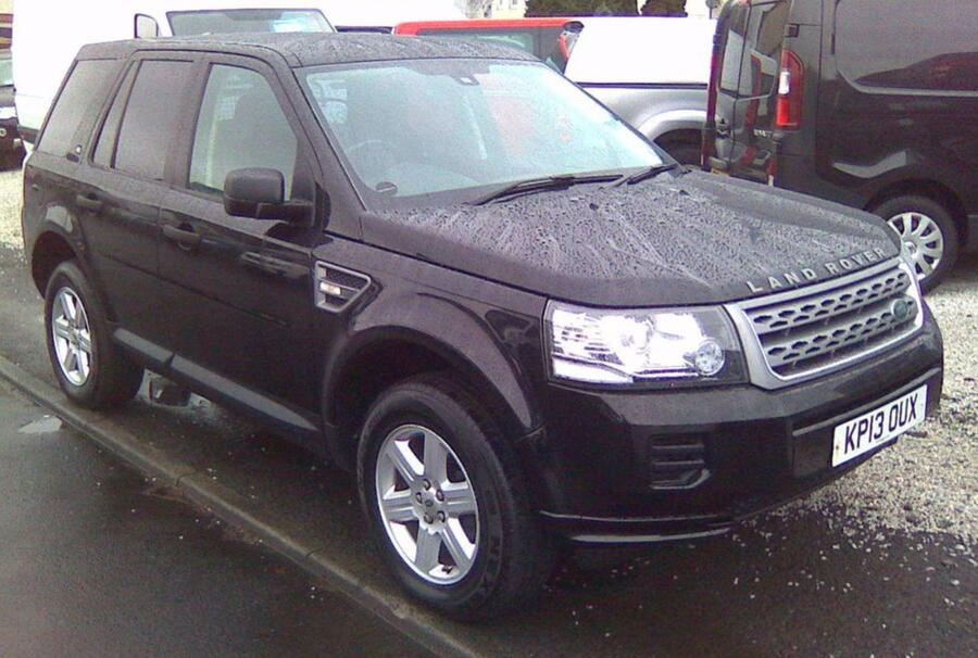 9 Land rover freelander 2 static front