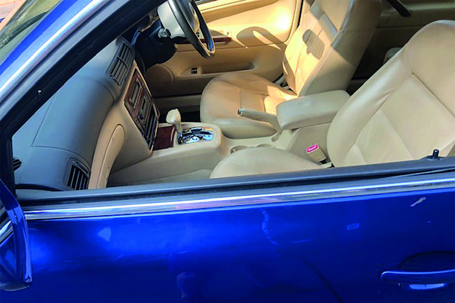 9 Volkswagen passat estate interior