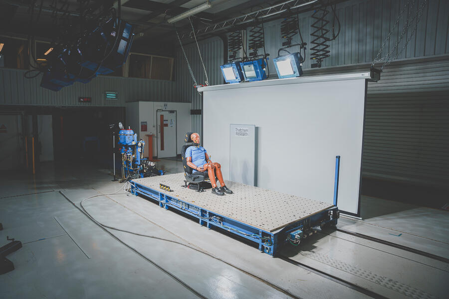 92 Thatchams crash test