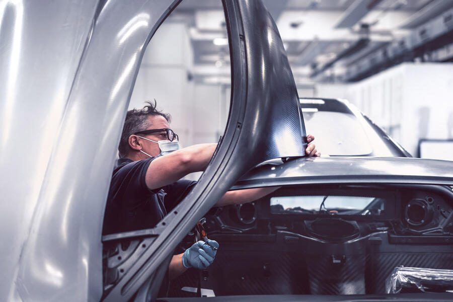 93 Business pininfarina factory doors