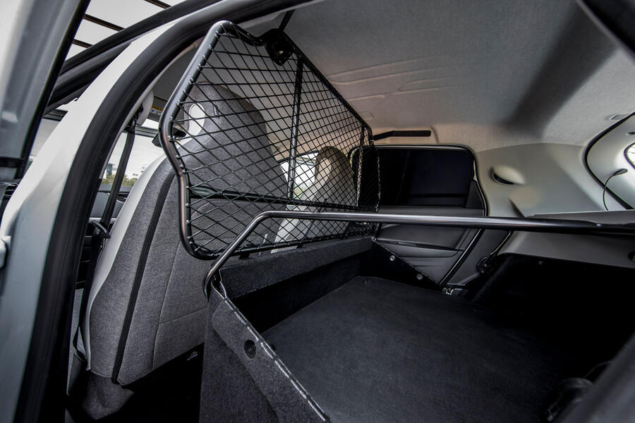 94 Renault zoe van 2020 official images rear storage