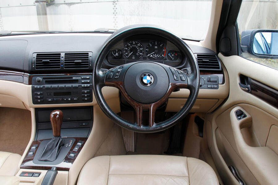 94 Ubg bmw e46 3 series interior