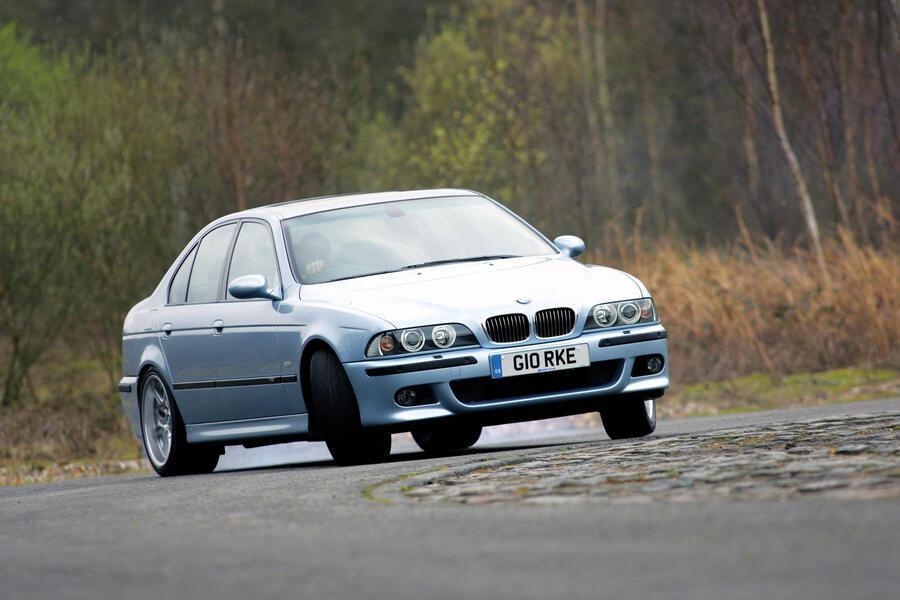 94 M5 e39 2007 018