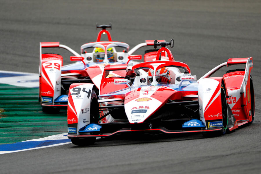 95 Alex lynn mahindra formula e 2021 racing
