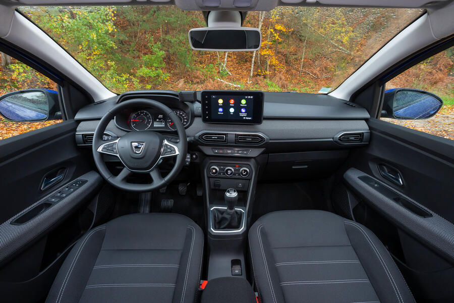 96 Dacia sandero 2021 uk official images interior