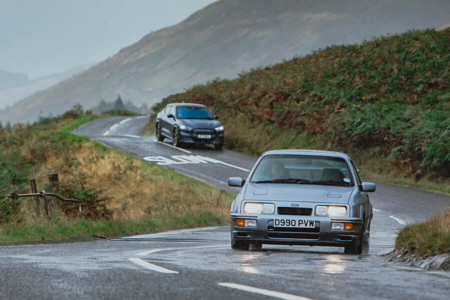 96 Ford mustang mach e vs sierra cosworth chasing