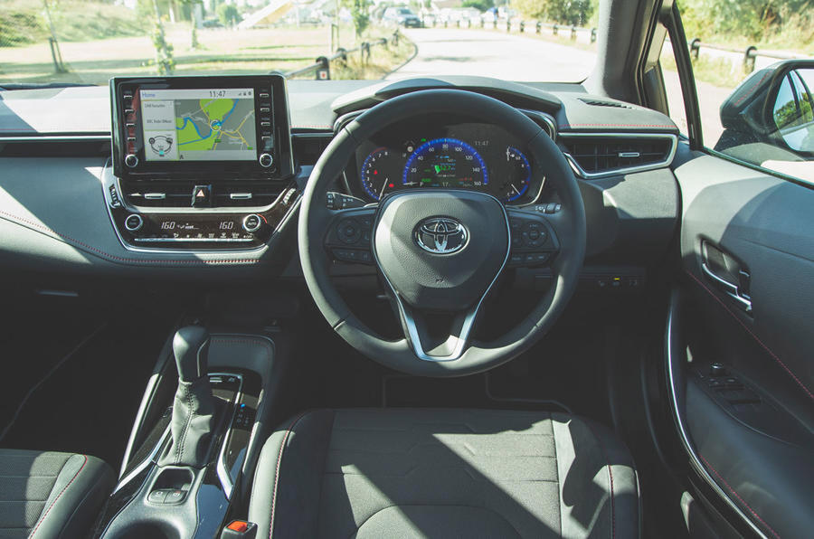 96 Nearly new buying guide toyota corolla interior