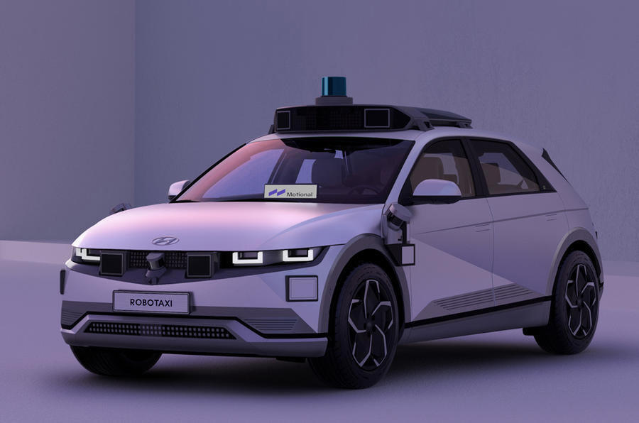 97 Hyundai robotaxi
