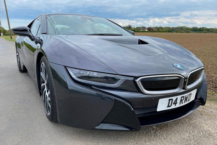 98 Bmw i8