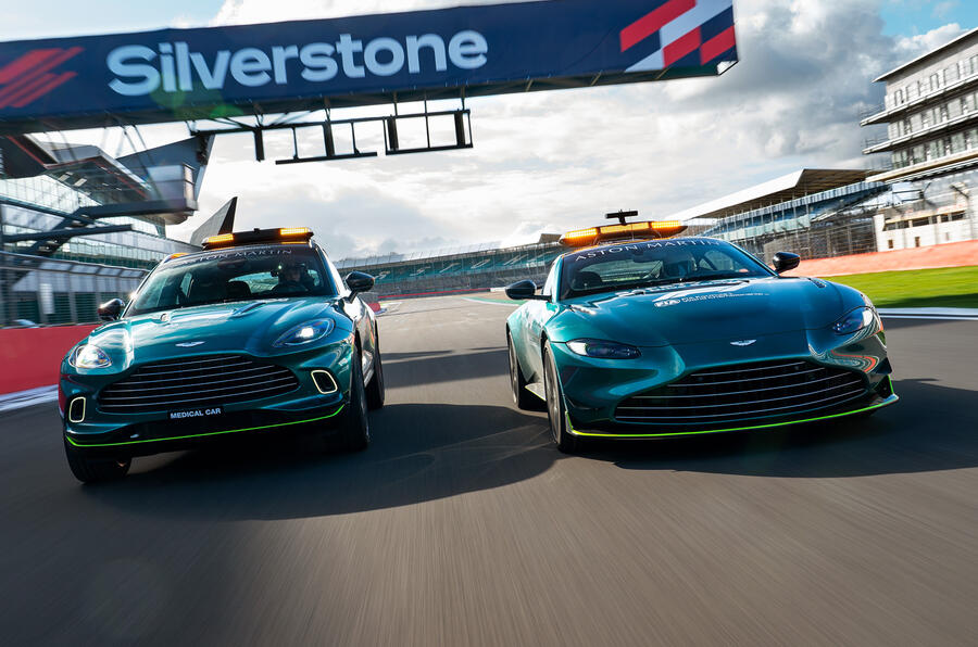 Aston martin vantage dbx official safety and medical cars of formula one 01