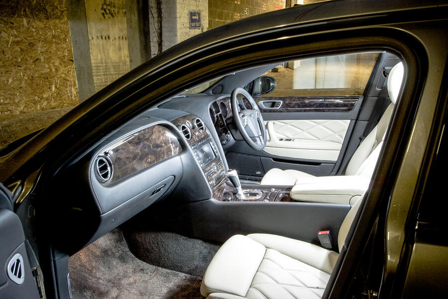 Bentley flying spur 5