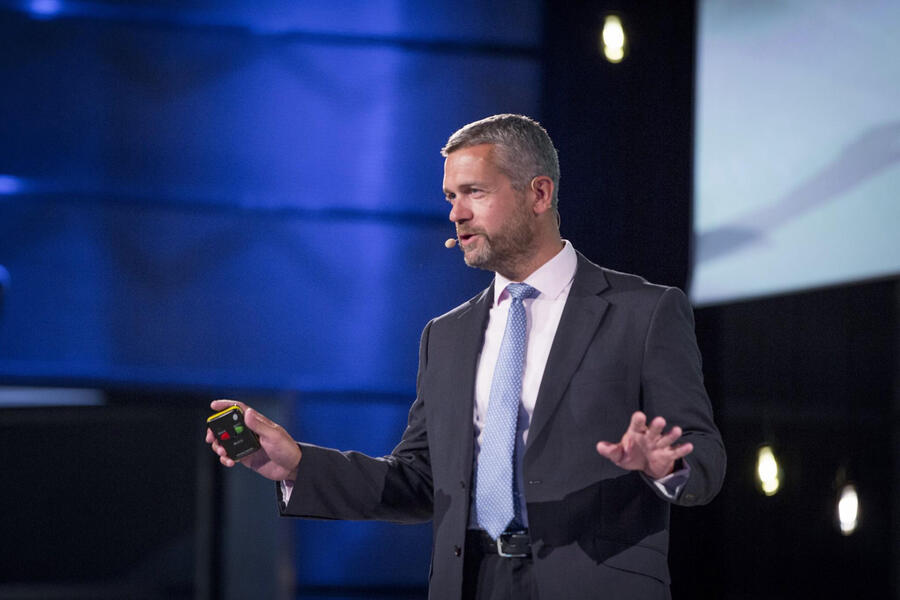 D58b43fab5d098349f4511305b3e356e copy