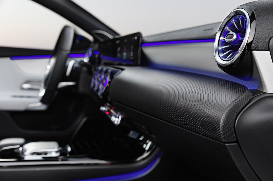 Merc interior9
