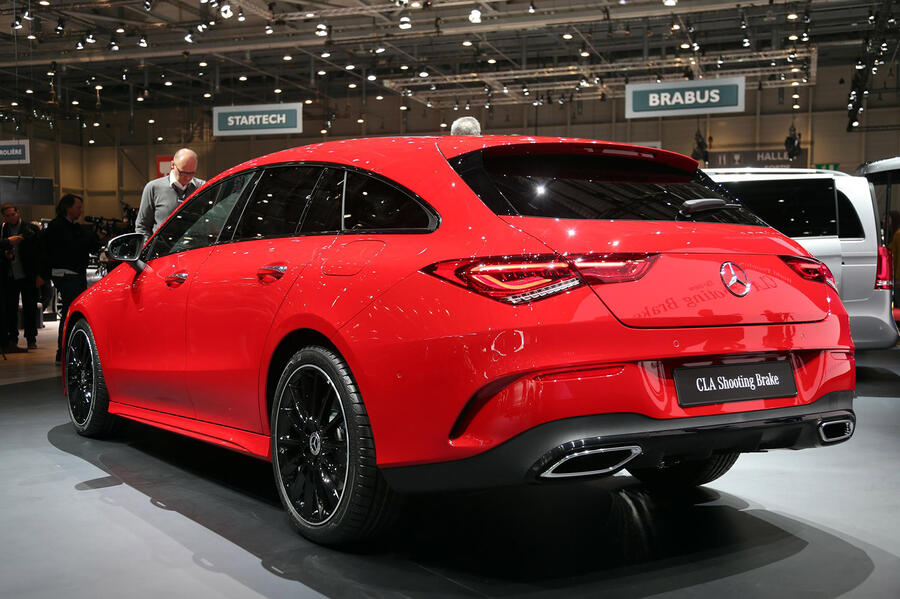 Mercedes cla shooting brake geneva press stand 2