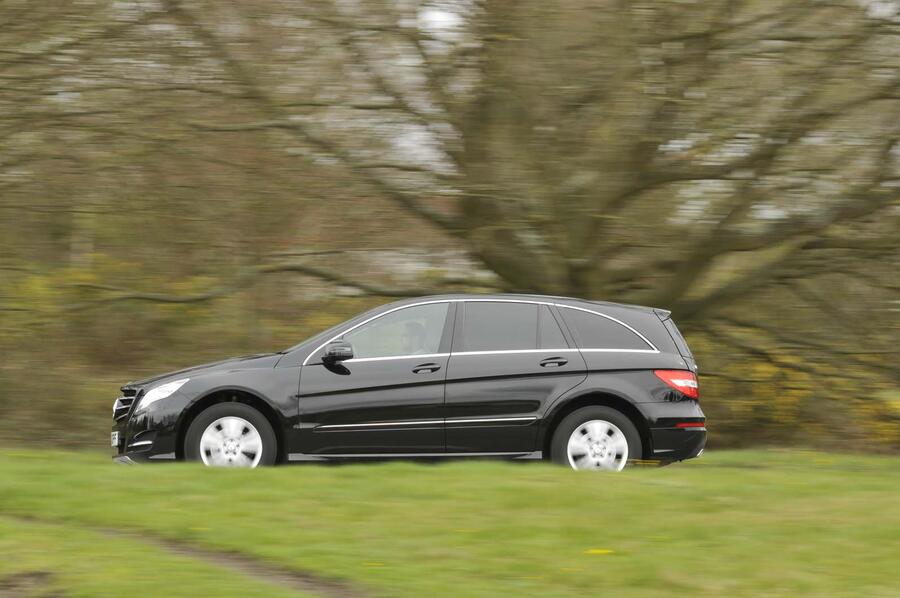 Mercr300 pan 1 jun11