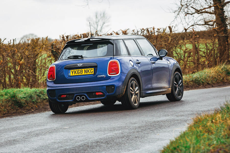 Mini cornering rear