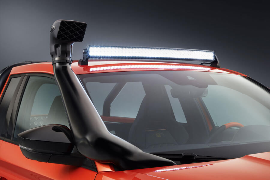 Mountiaq raised air intake