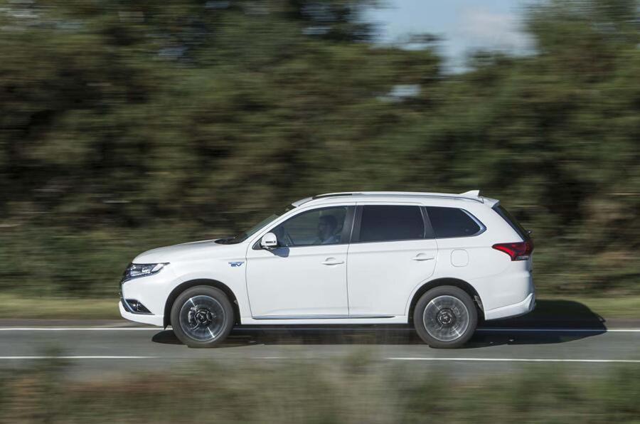 Outlander phev 2015 a 0436 0