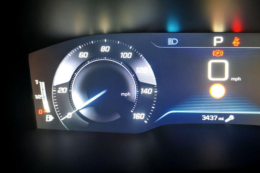 Peugeot 508 sw instruments