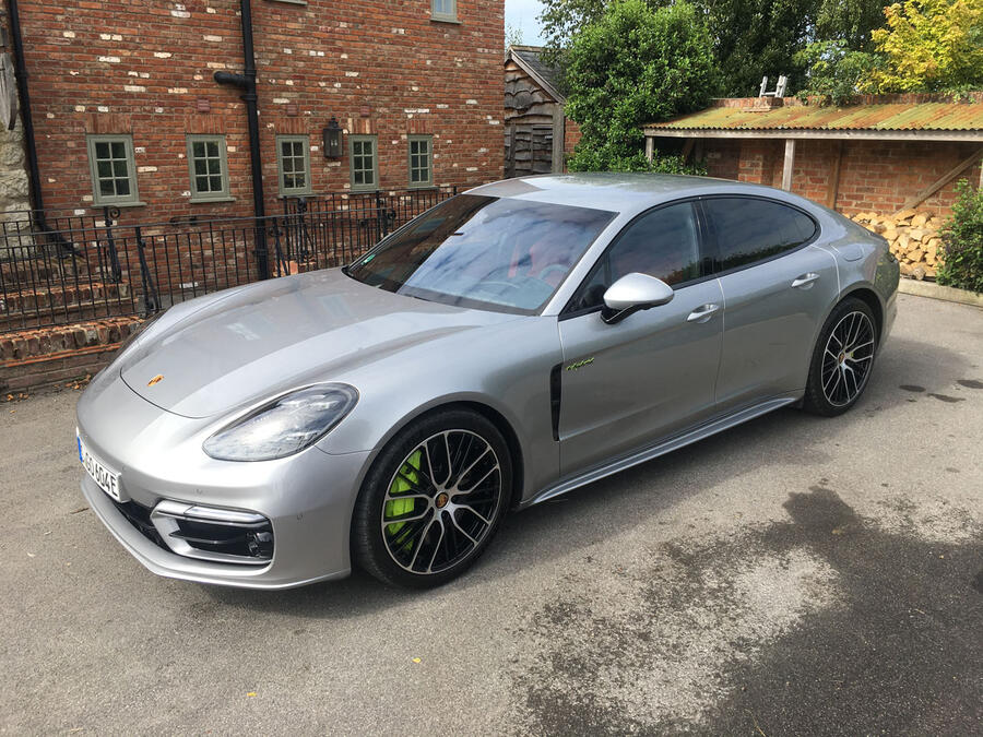 Porsche panamera 0