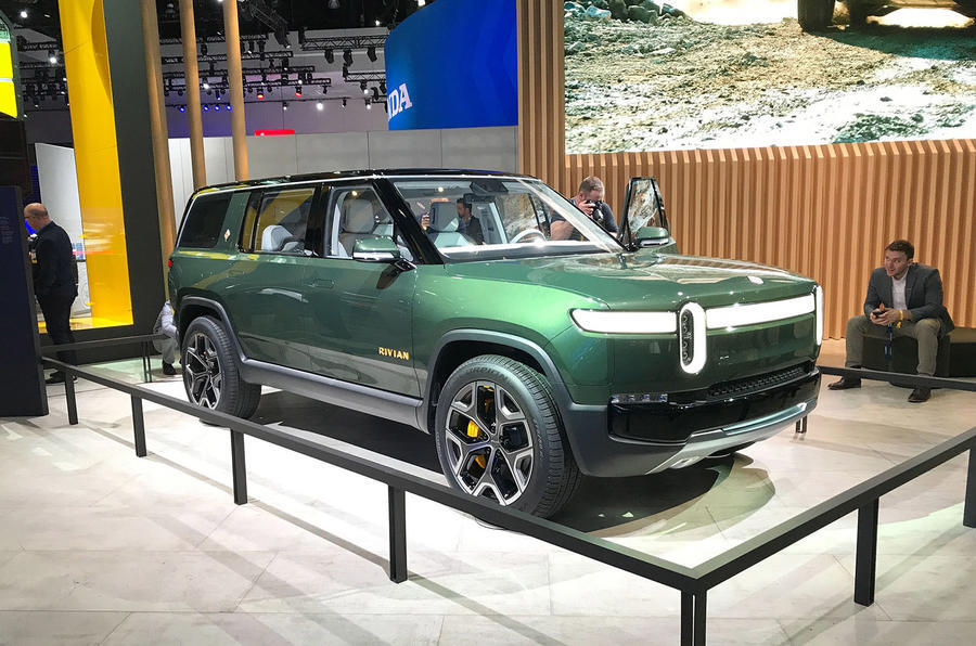 Rivian r1s 0