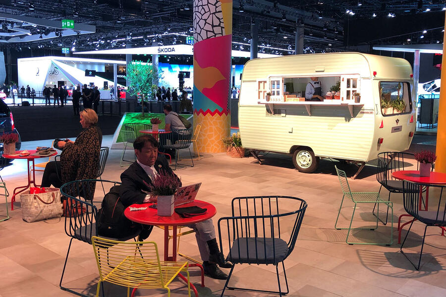 Seat coffee stop