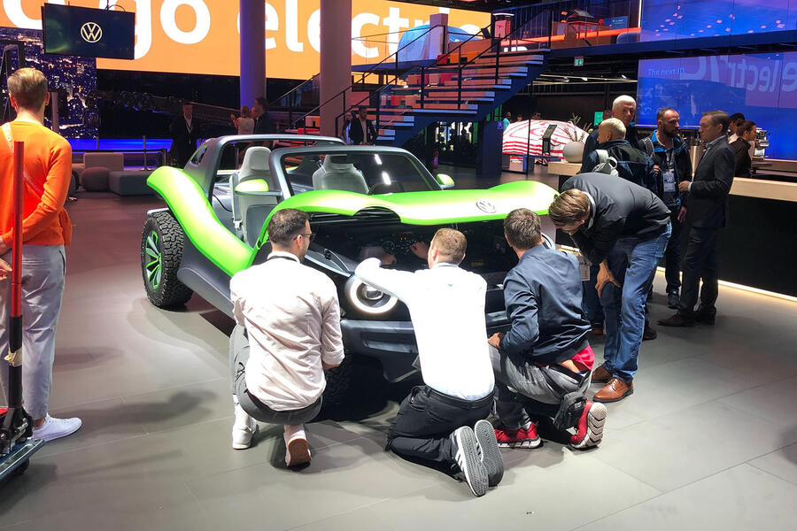 Vw buggy tinkering
