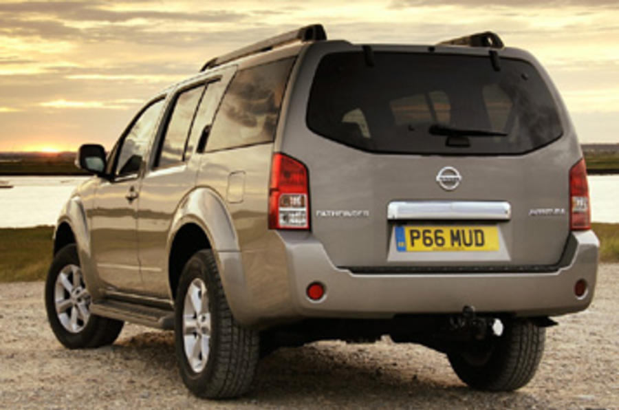 Nissan Pathfinder 2.5 dCi Trek