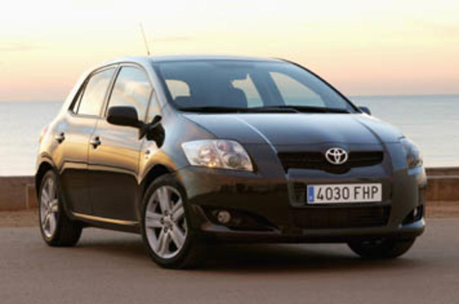 Toyota Auris T180