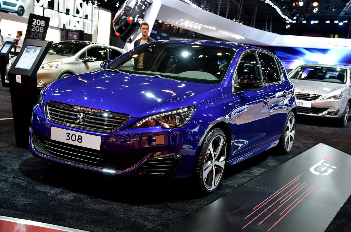 Peugeot reveals warm 308 GT at Paris motor show