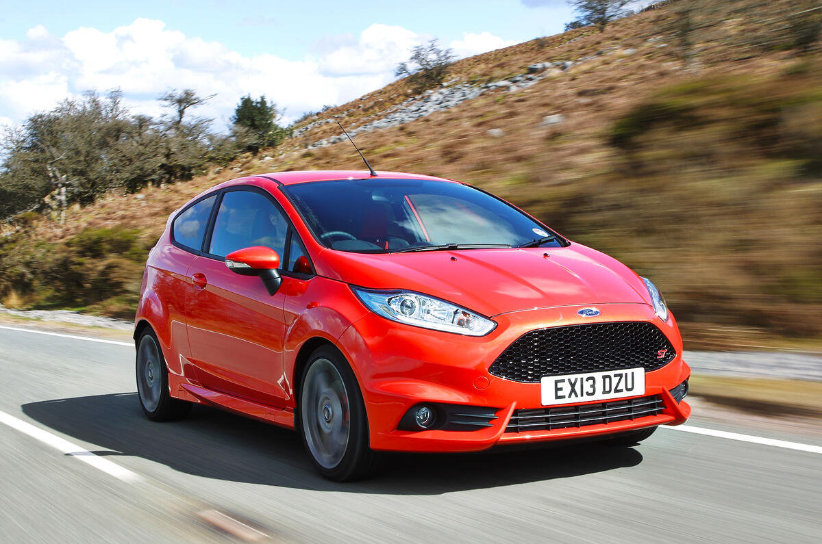 Ford fiesta st road test 13