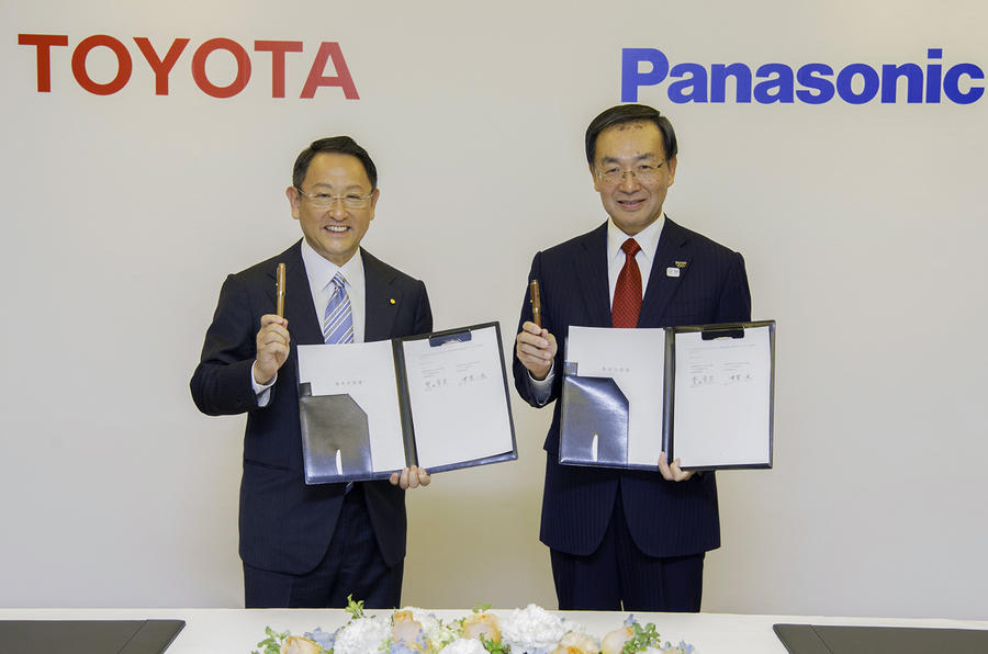 Toyota and Panasonic looking into automotive battery business