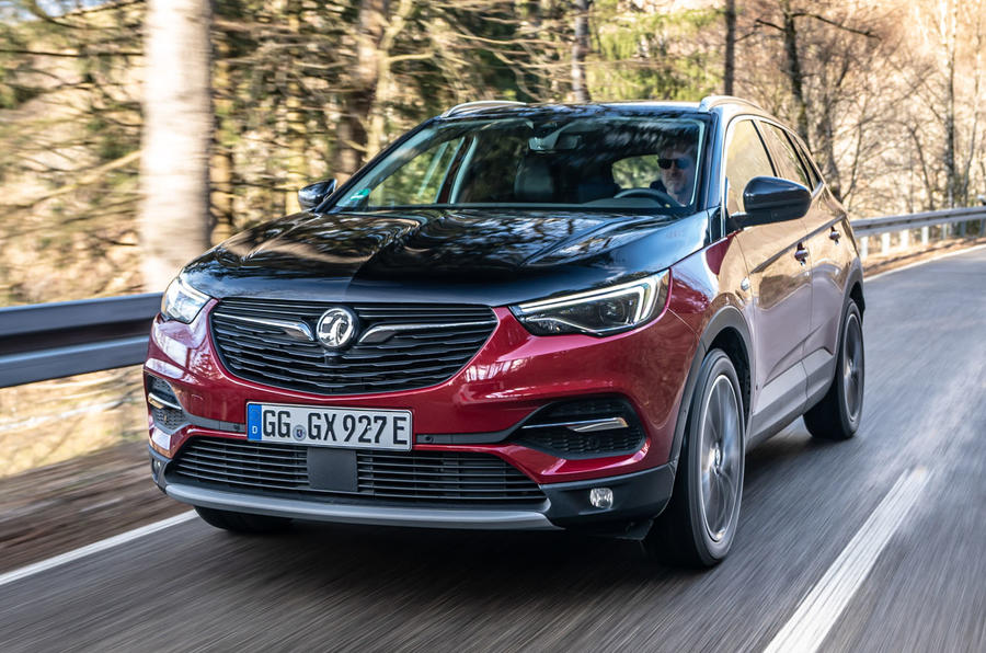 Vauxhall Grandland X Hybrid4 2020 first drive review - hero front