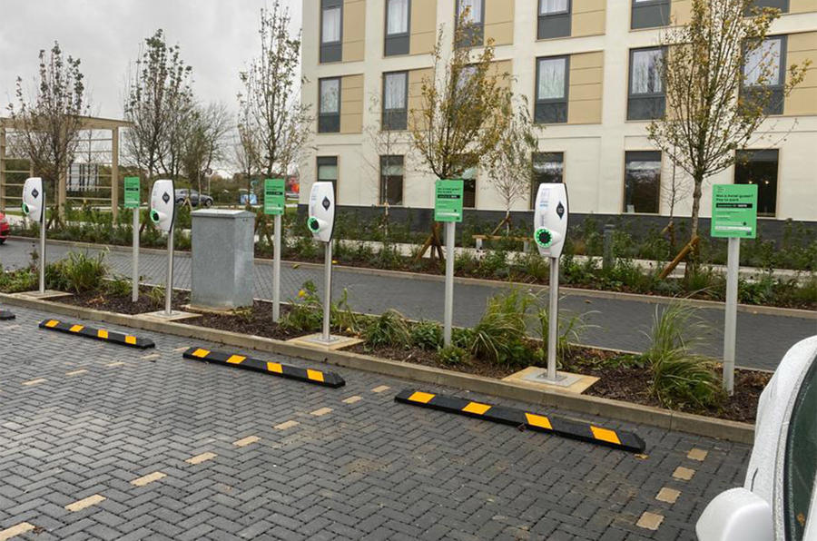 Pre-bookable EV charging