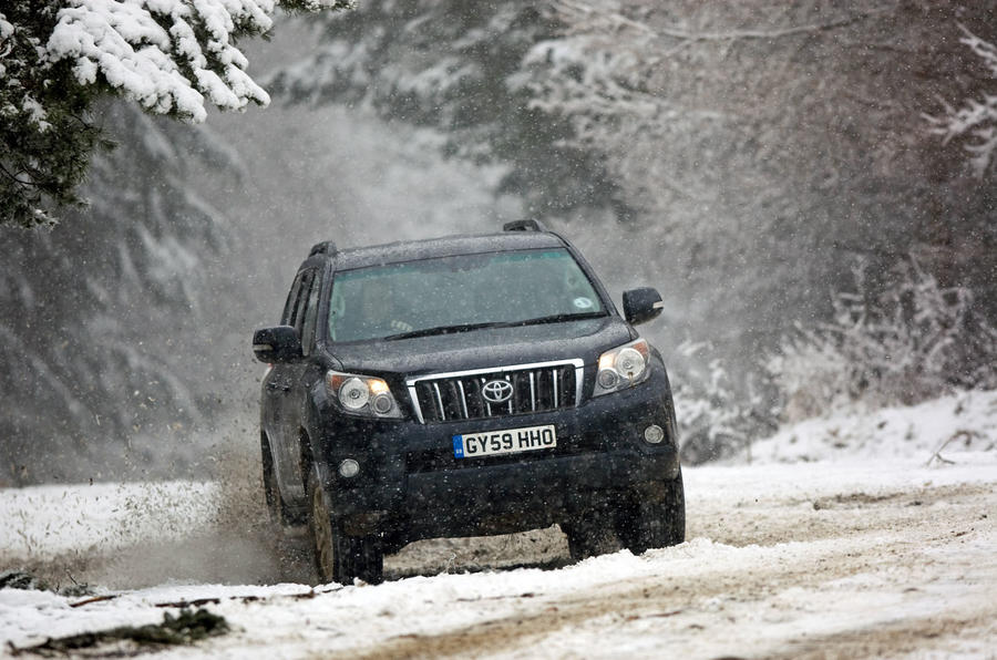 Toyota Land Cruiser - tracking front