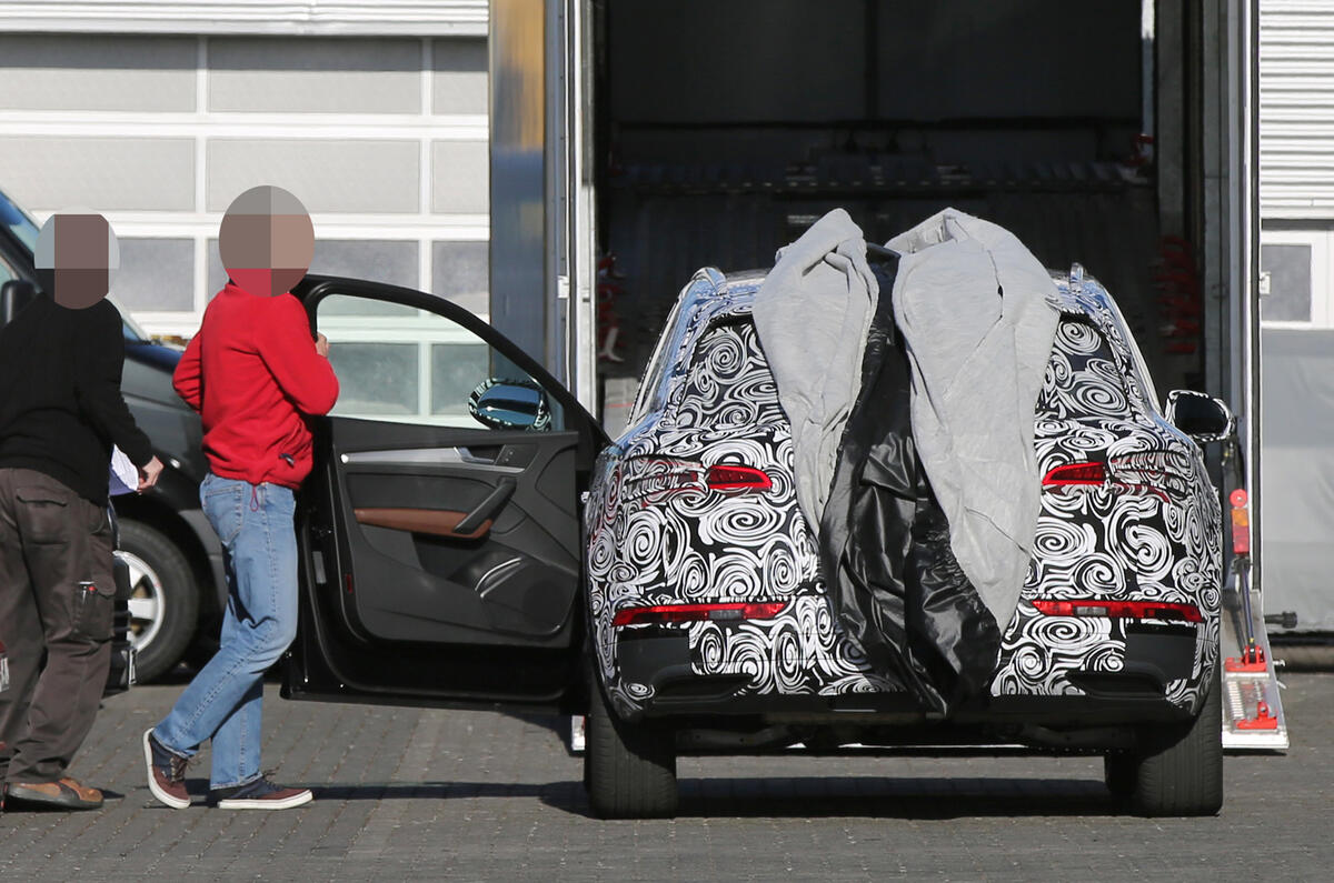 Audi q5 cabin