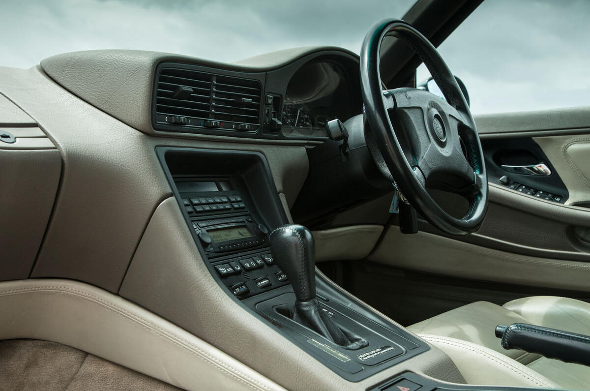 Bmw 8series retro 123