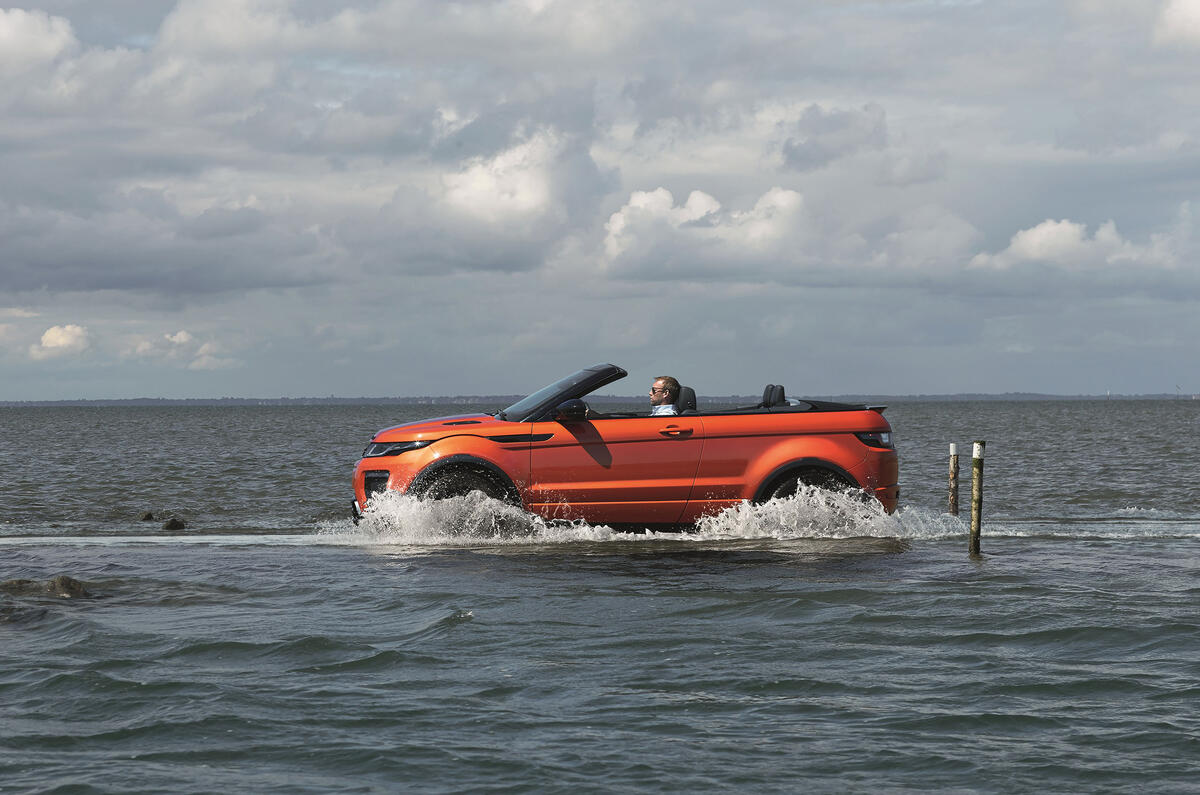 Evoque cab 2015 0219