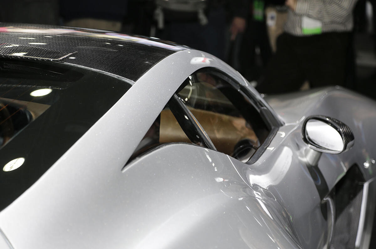 Fisker force 1 0009