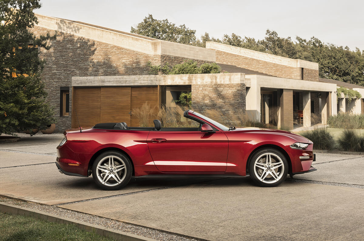 Ford 2017 mustang 12