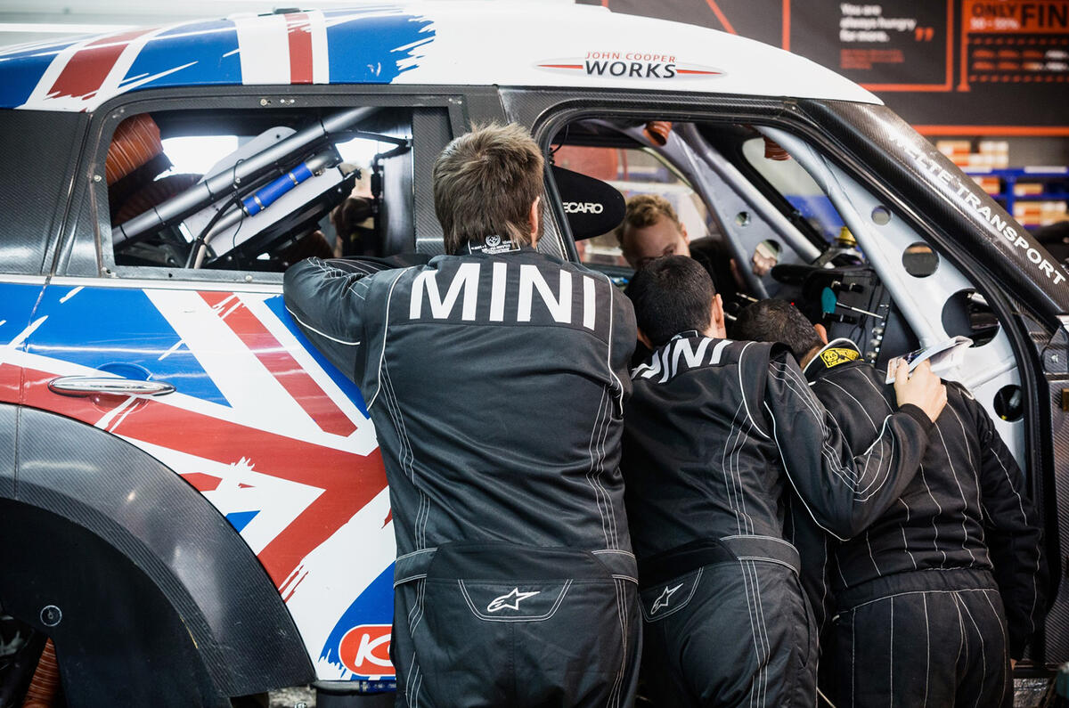 Harry hunt mini sddiwwj